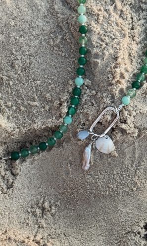 שרשרת אוונטרין ירוקה עם סגירה מלבן